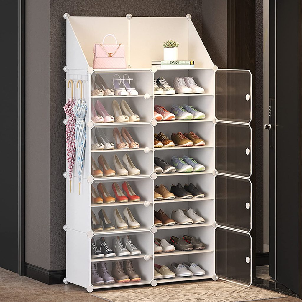 Shoe rack with storage