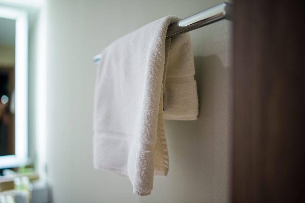 hand towel bar height