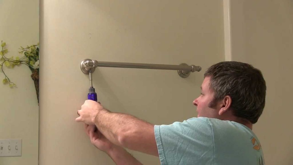 How to remove towel bar